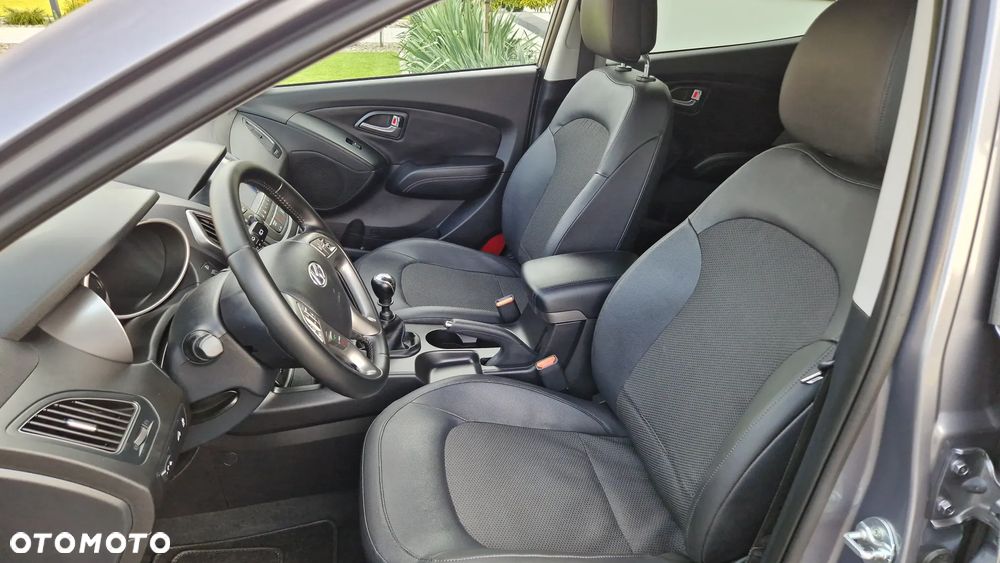 Hyundai ix35 1.7 CRDi Premium 2WD - 16