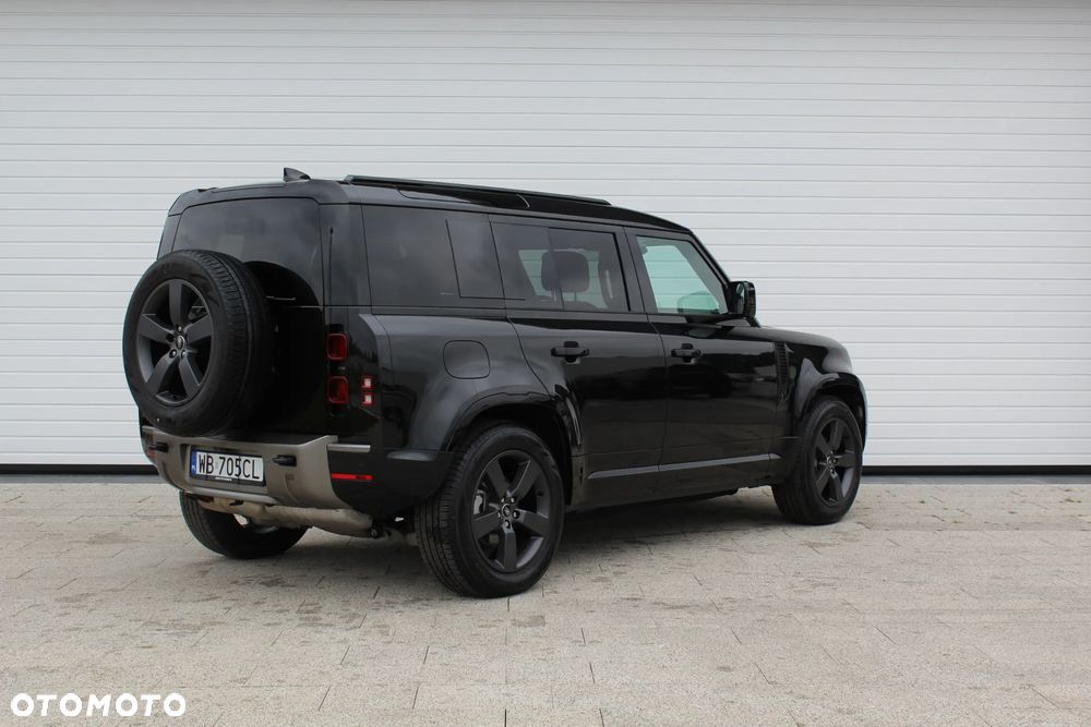 Land Rover Defender - 7