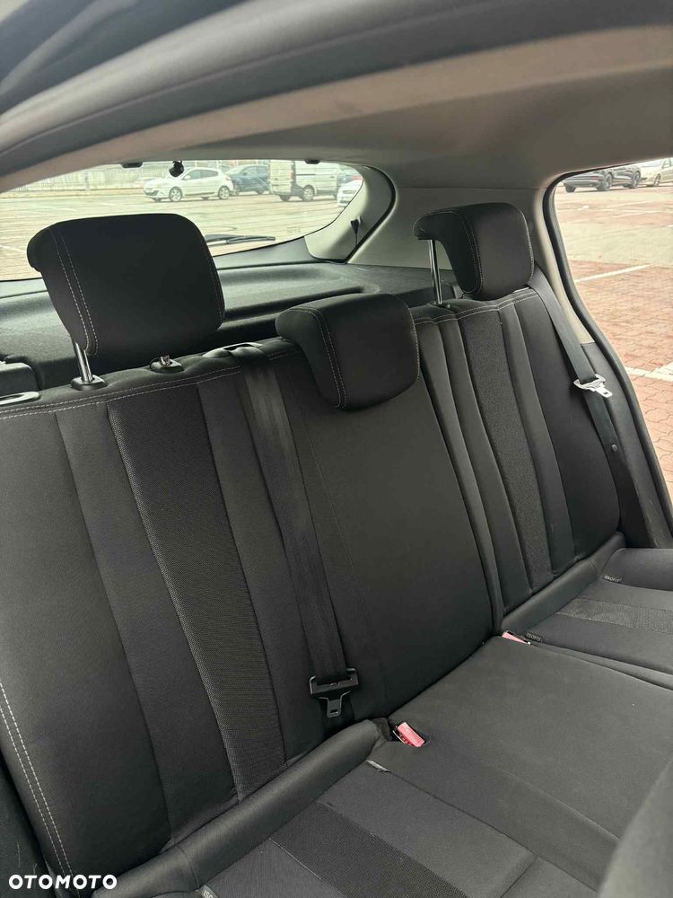 Renault Megane TCe 130 Expression - 3