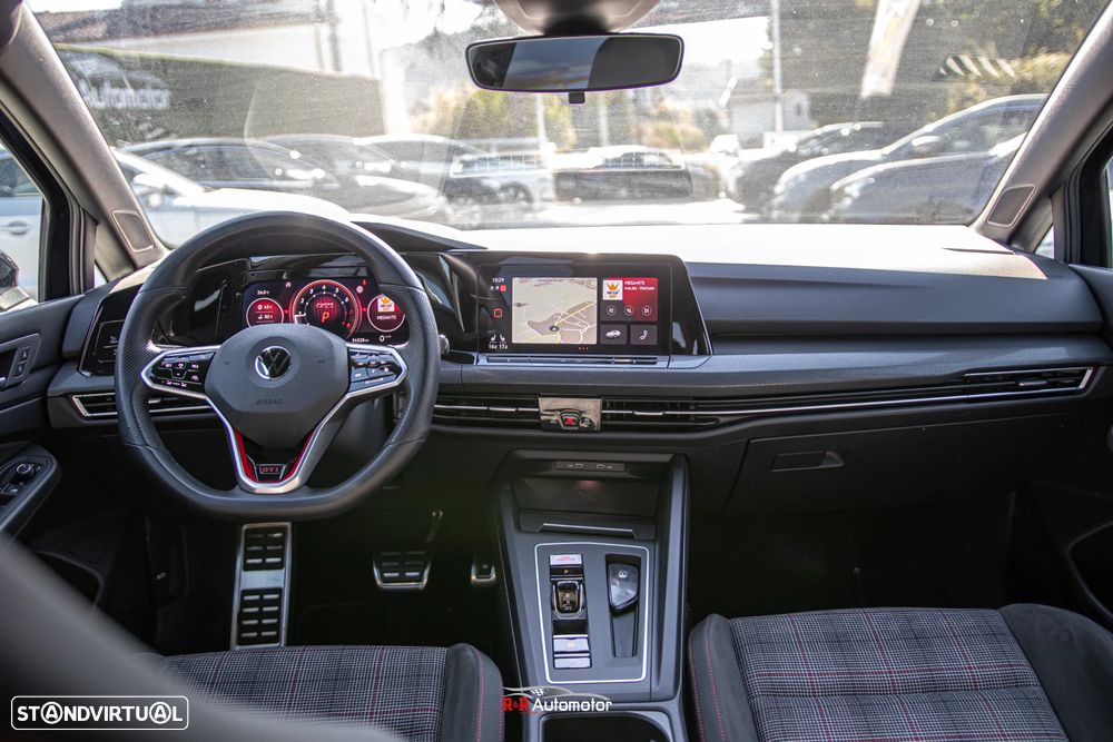 VW Golf 2.0 TSI GTI DSG Performance - 32