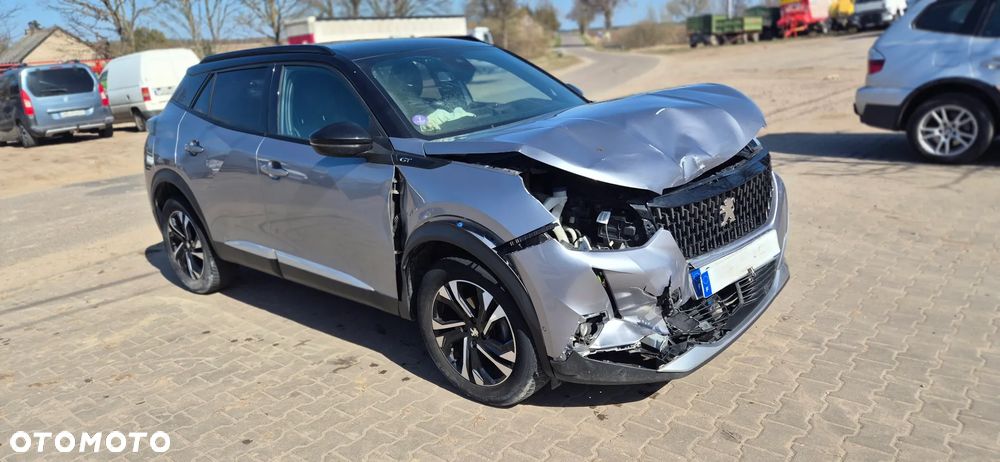 Peugeot 2008 1.2 PureTech GT Line S&S - 3