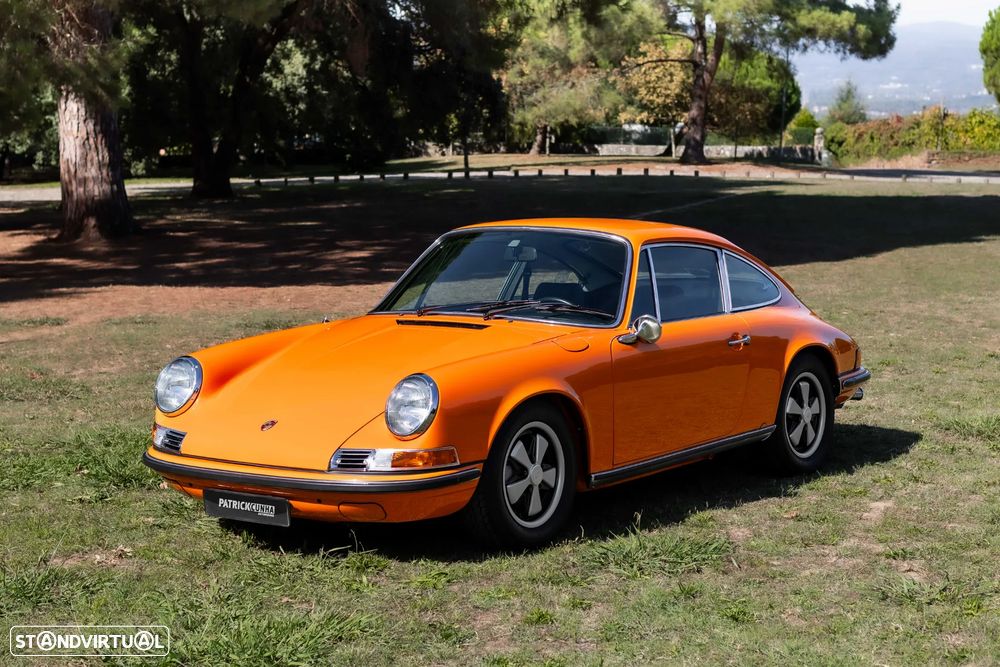 Porsche 911 Série F - 1