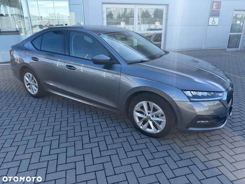 Skoda Octavia 1.5 TSI ACT Ambition - 9