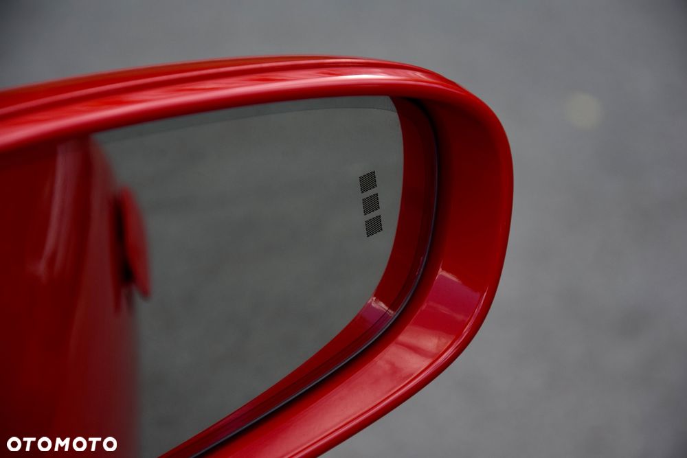 Porsche 911 Carrera 4S - 30