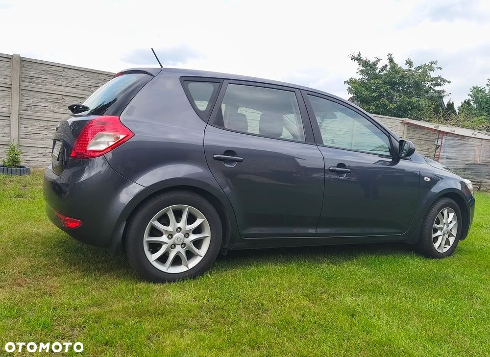 Kia Ceed 1.4 Comfort - 7