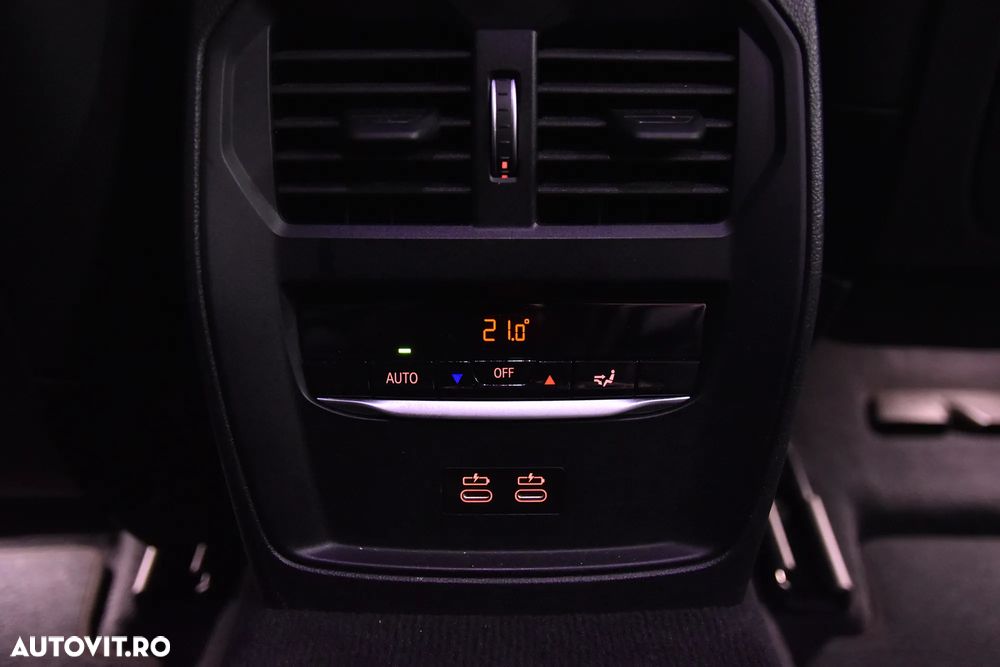 BMW Seria 3 318d Touring Aut. - 26