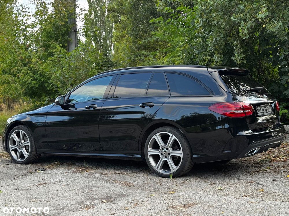 Mercedes-Benz Klasa C 300 de T 9G-TRONIC Night Edition - 10