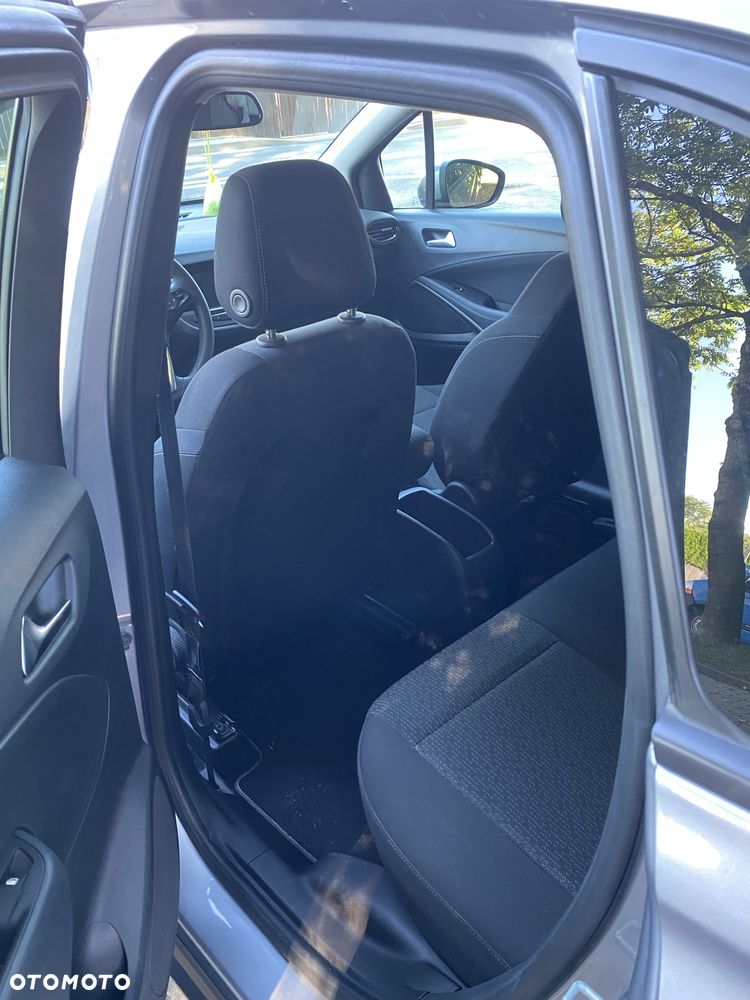 Opel Crossland X - 8