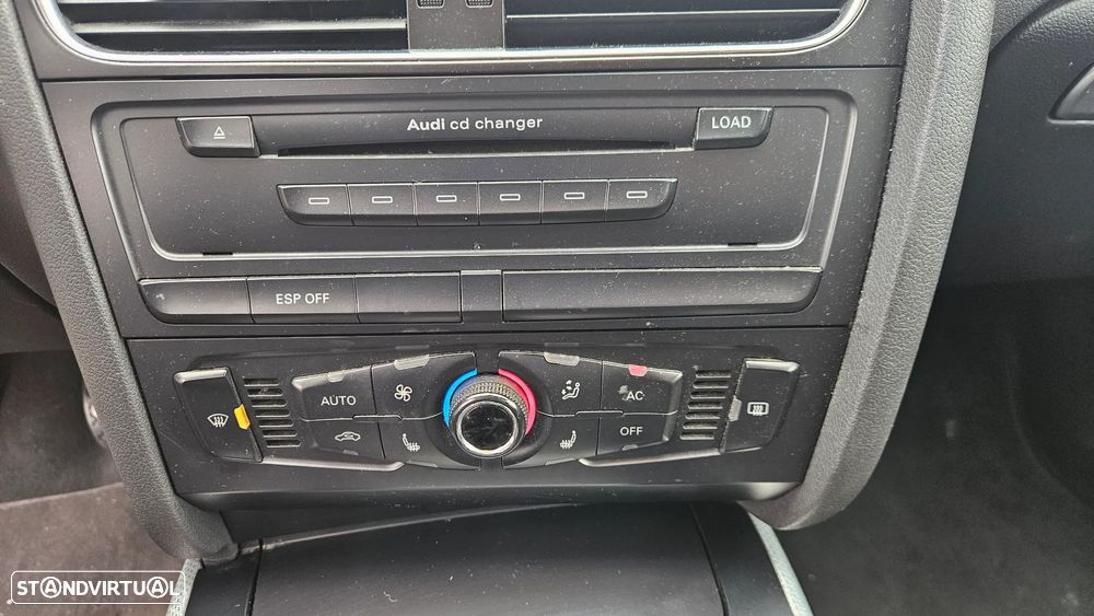 Audi A4 Avant 2.0 TDI DPF S line Sport Pack - 19