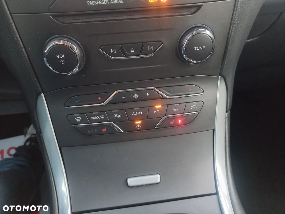 Ford S-Max 2.0 TDCi Titanium PowerShift - 29