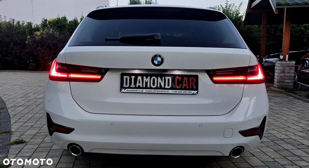 BMW Seria 3 320d M Sport - 14