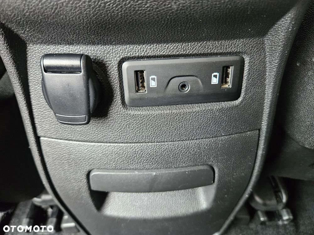 Renault Scenic ENERGY TCe 130 INTENS - 34