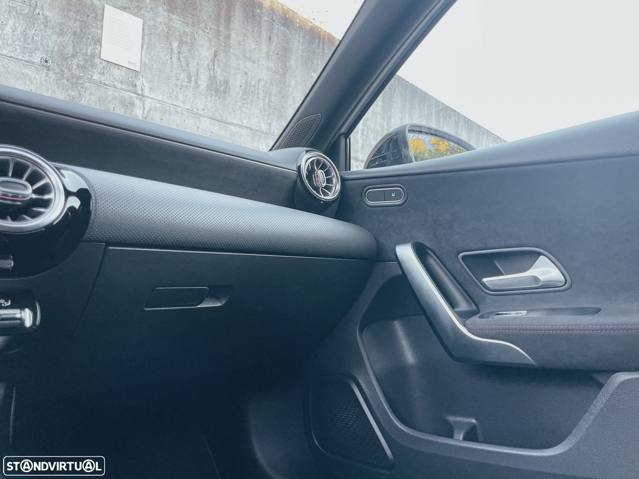 Mercedes-Benz A 250 e AMG Line - 22
