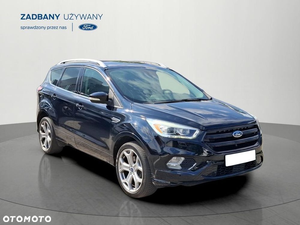 Ford Escape 2.0 EcoBoost AWD Titanium - 4