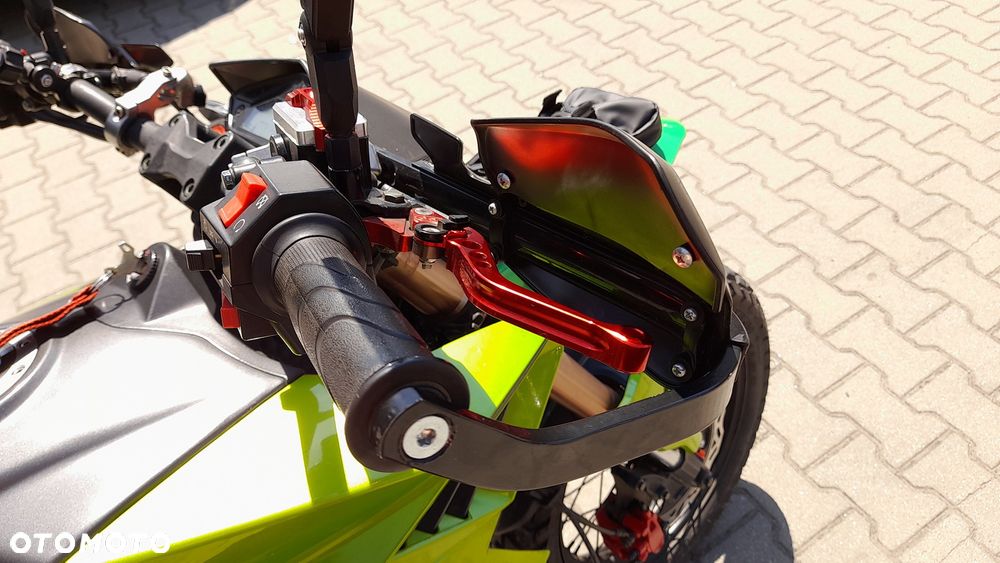 Barton Hyper - 6
