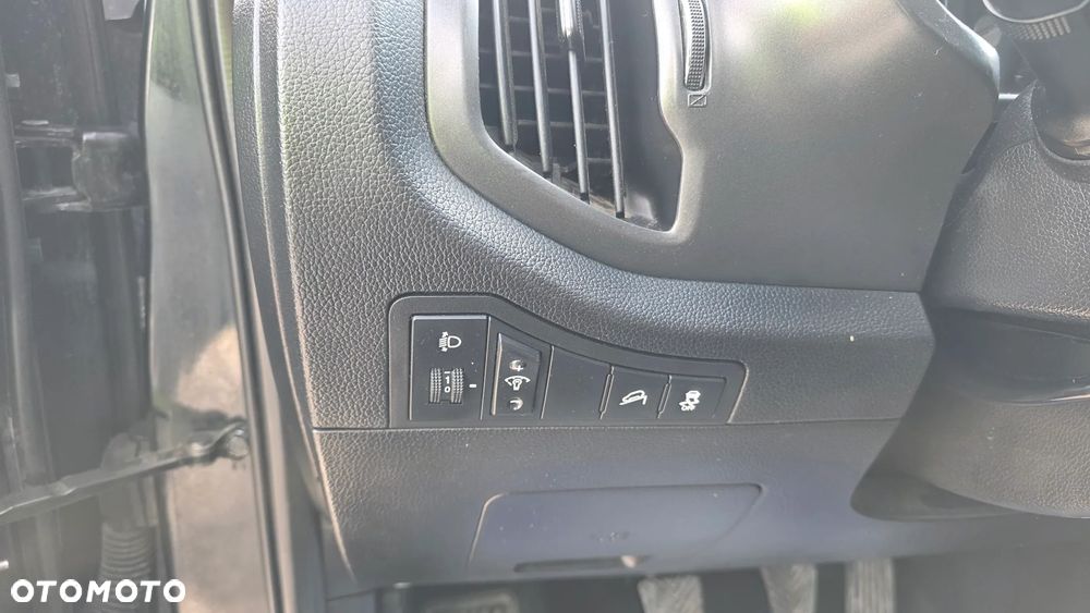 Kia Sportage - 16