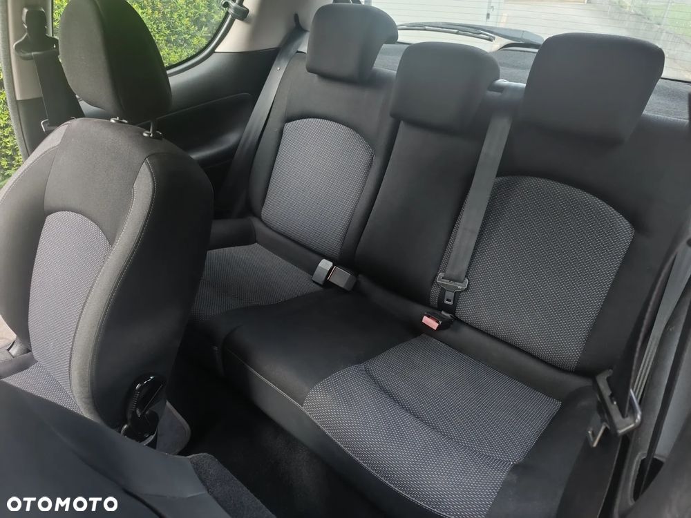 Peugeot 206 plus - 6