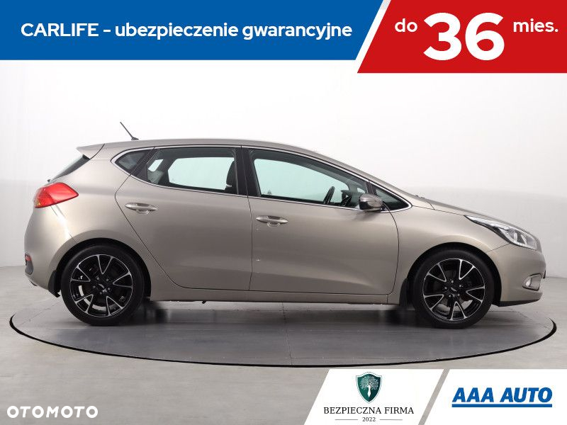 Kia Ceed - 7