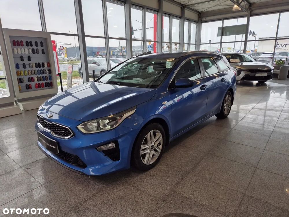Kia Ceed 1.5 T-GDI M - 3