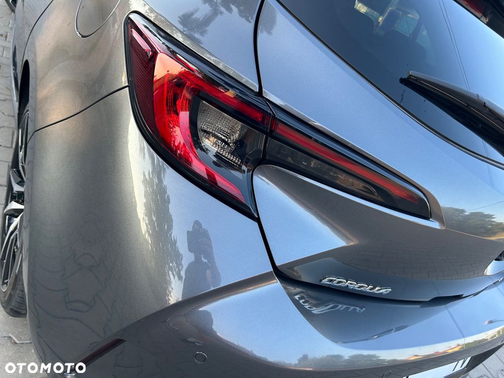 Toyota Corolla 2.0 Hybrid GR Sport Dynamic - 7