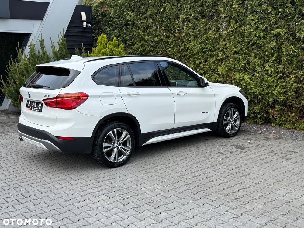 BMW X1 sDrive18d Sport Line - 15