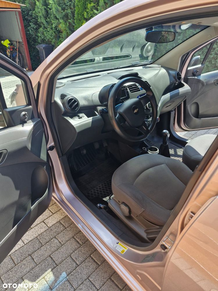 Chevrolet Spark 1.0 Base - 6