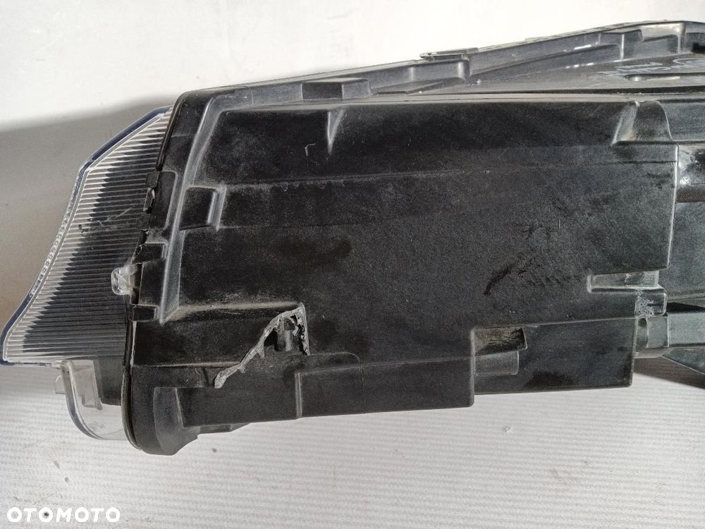 LAMPA PRZÓD PRZEDNIA PRAWA VW CADDY V 2K8941C06 - 6