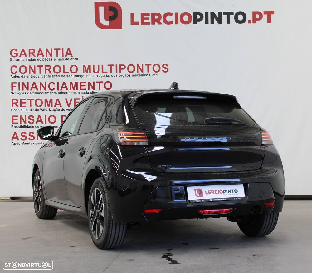 Peugeot 208 - 4