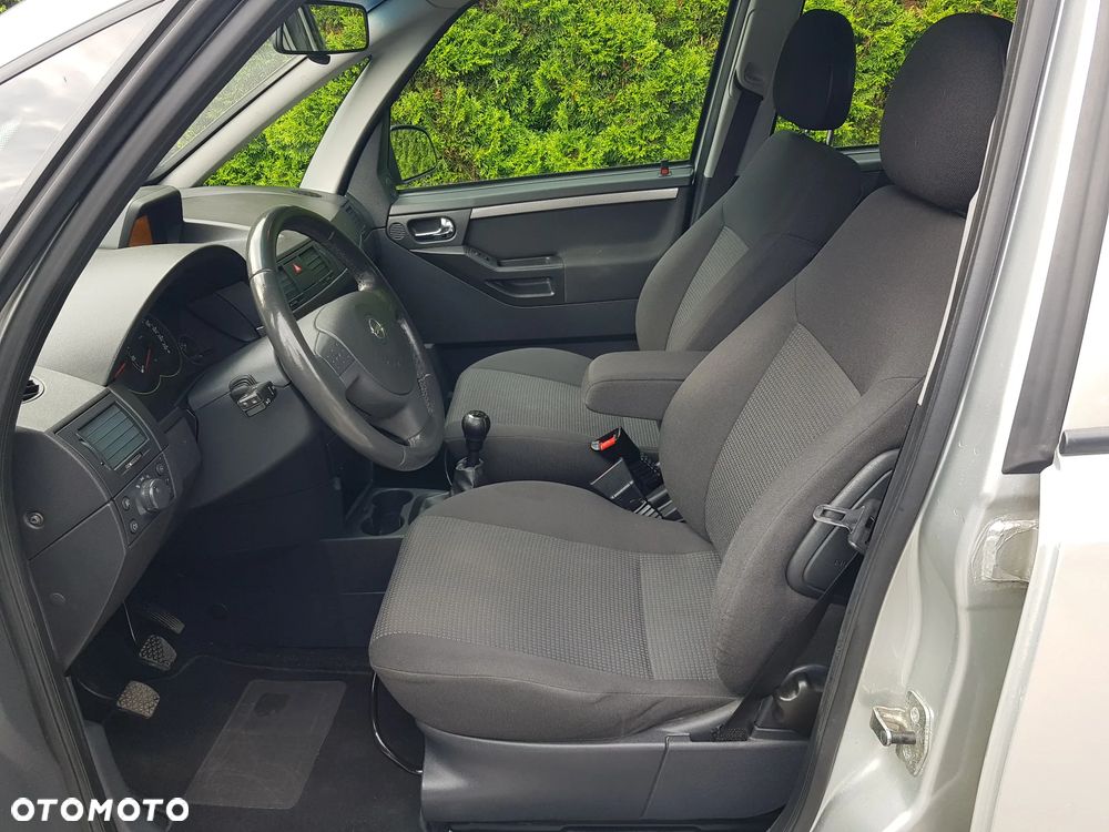 Opel Meriva - 10