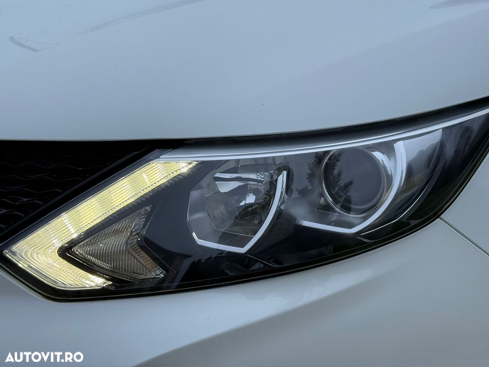 Nissan Qashqai 1.6 DCI N-Connecta - 24