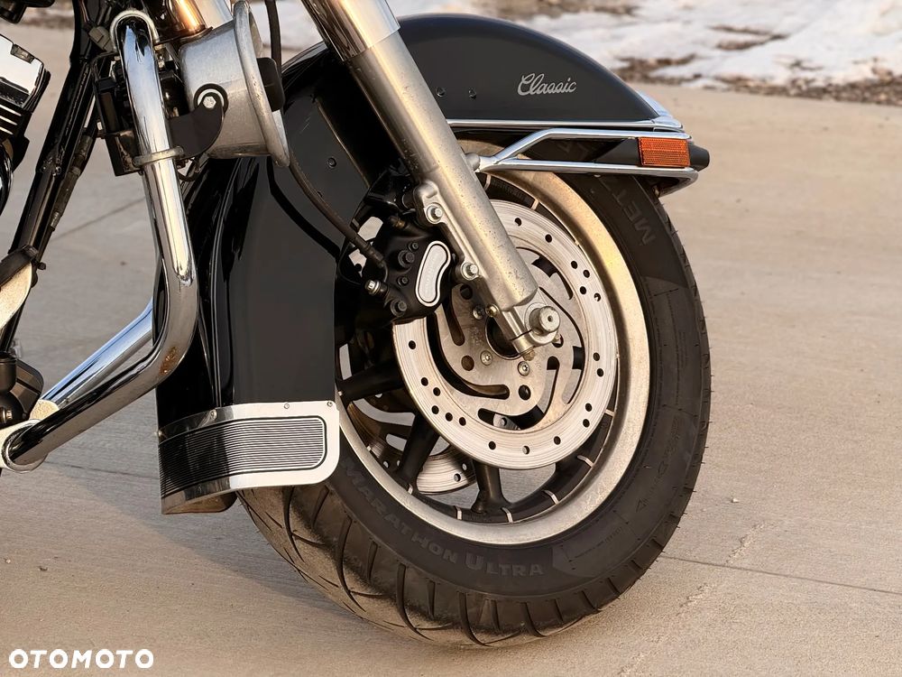 Harley-Davidson FLHT Electra Glide Standard - 30