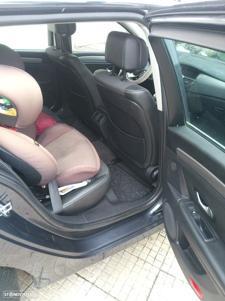 Renault Laguna Break dCi 110 FAP Dynamique - 11