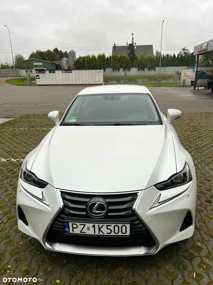 Lexus IS 200t Elite - 13