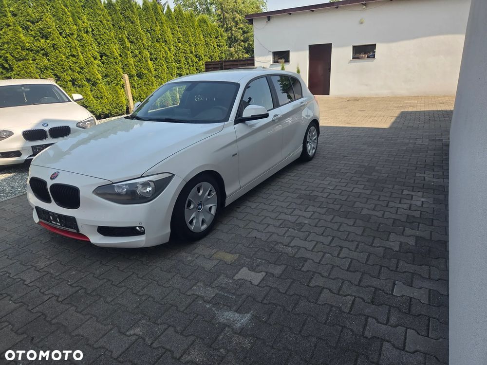 BMW Seria 1 116d Sport Line - 7
