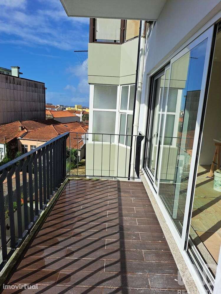 Apartamento T2 em Paranhos de 82 m2 - Grande imagem: 2/12