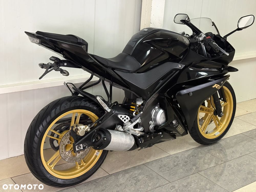 Yamaha YZF - 3