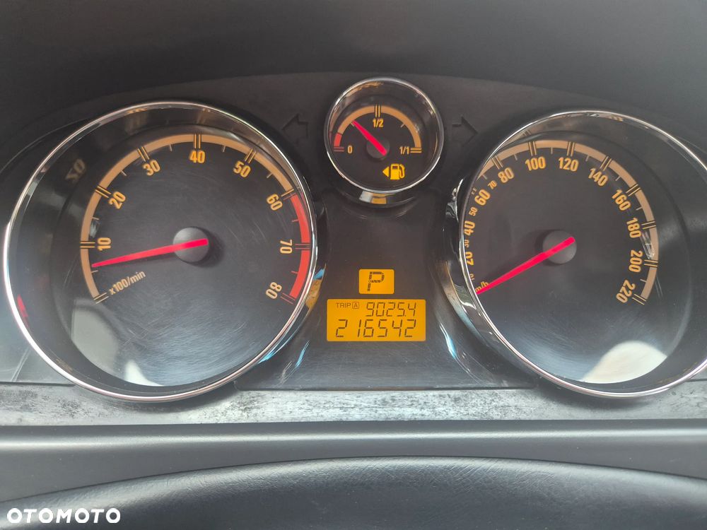 Opel Antara 3.2 V6 4x4 Cosmo - 16