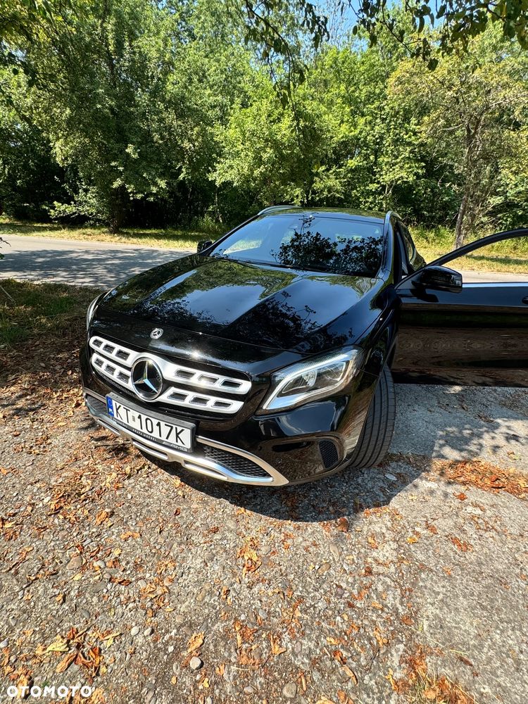 Mercedes-Benz GLA 220 4-Matic - 1