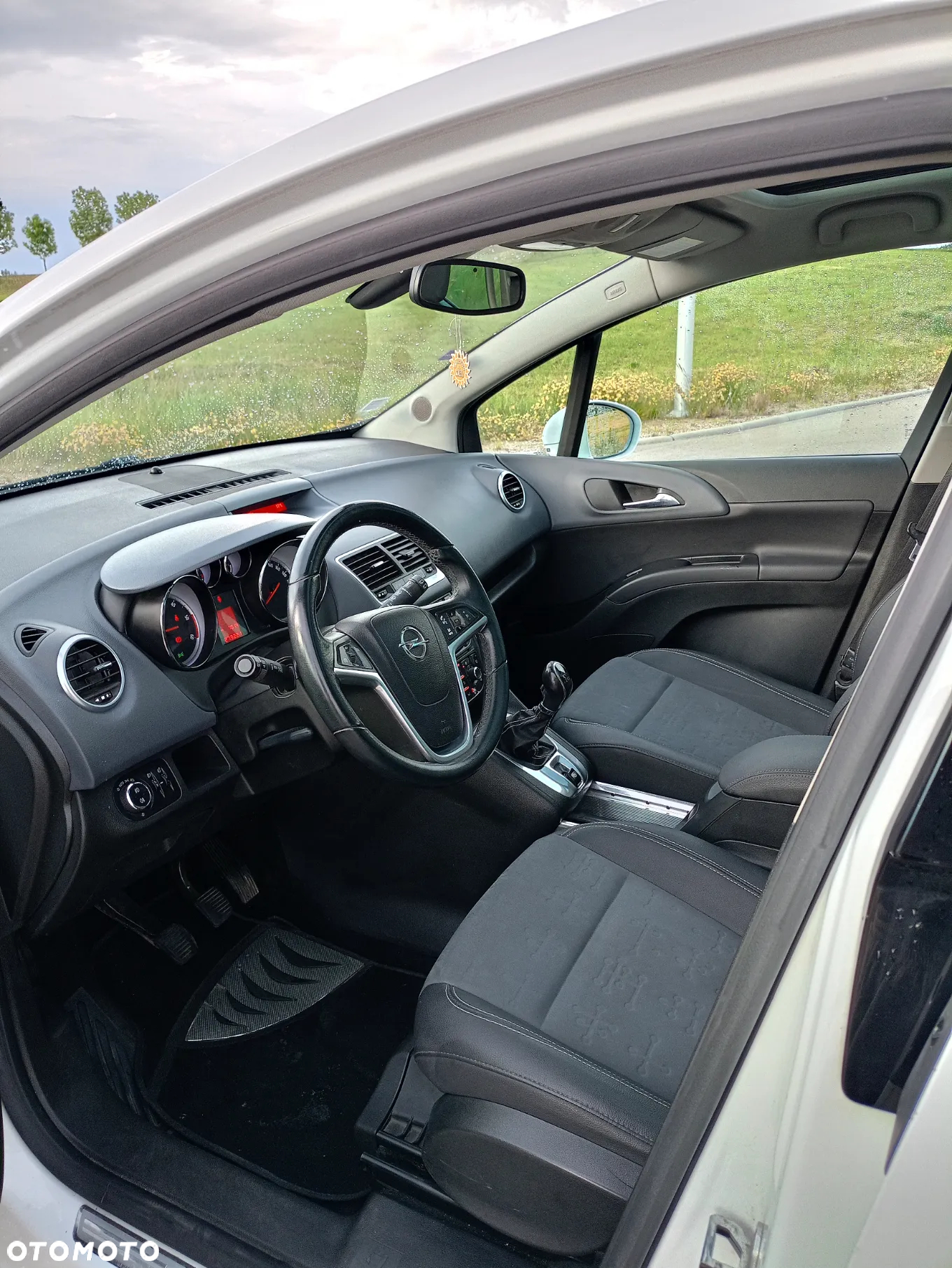 Opel Meriva 1.7 CDTI Design Edition - 11