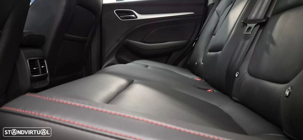 MG ZS EV 72.6 kWh Luxury - 41