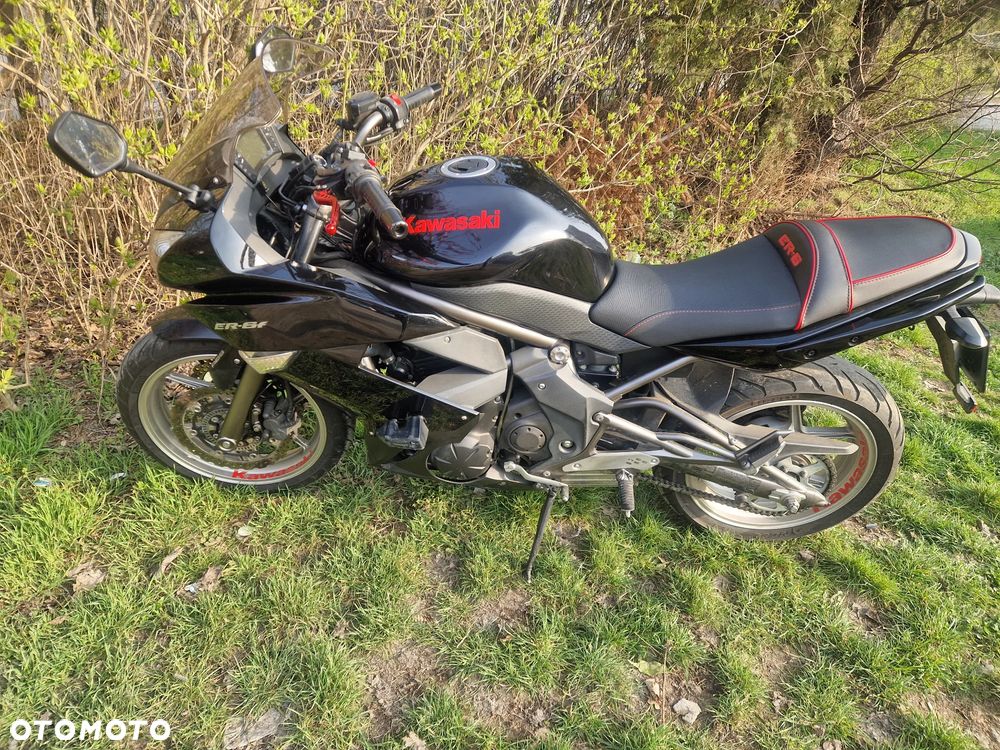 Kawasaki ER - 7