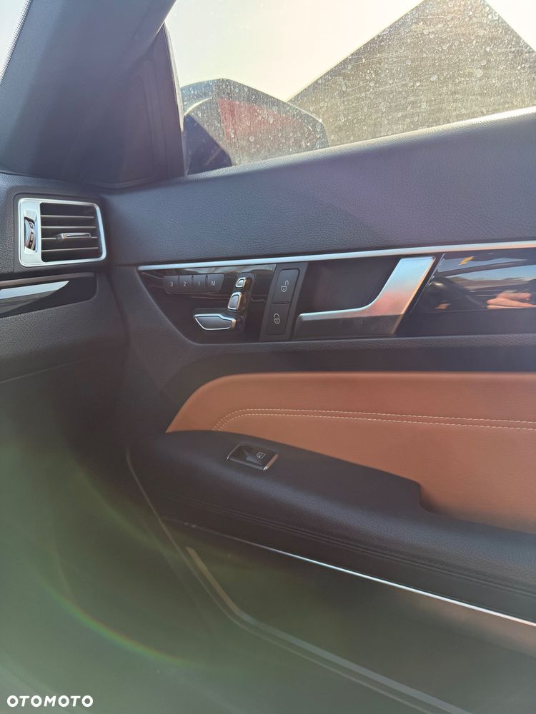 Mercedes-Benz Klasa E 250 7G-TRONIC Sport Edition - 16