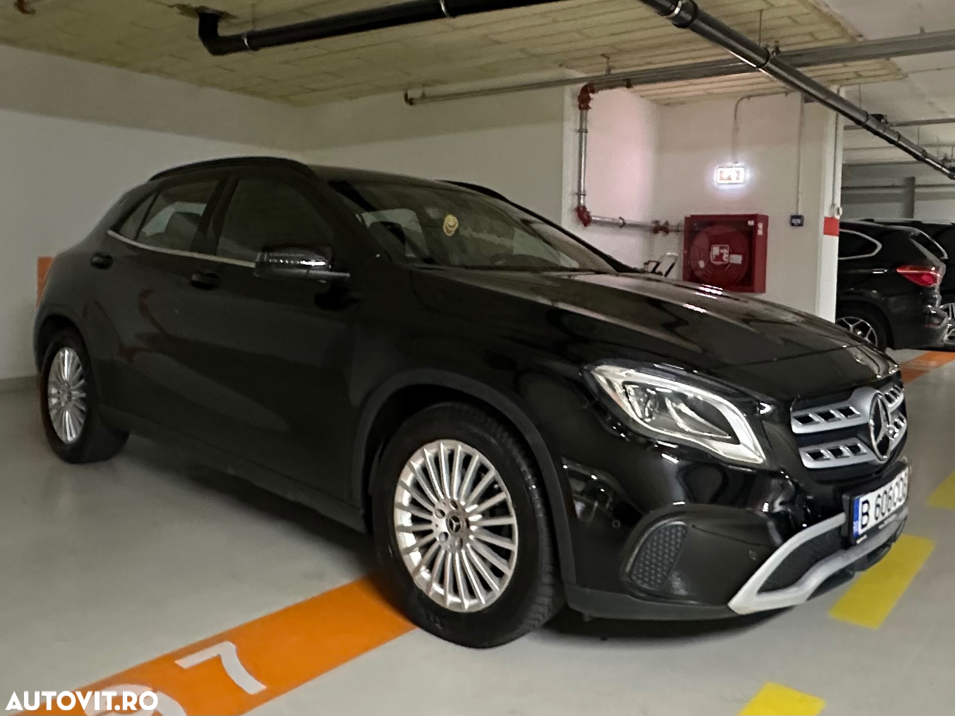 Mercedes-Benz GLA 200 d 4MATIC Aut. - 4