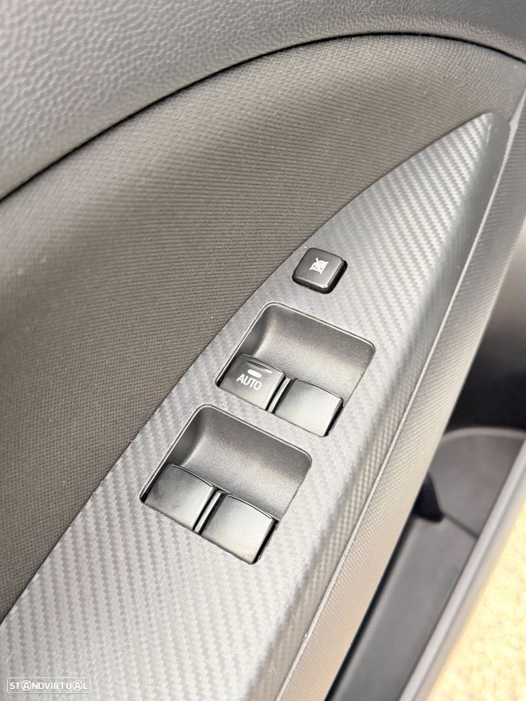 Mitsubishi Space Star 1.2 Connect Edition CVT - 11