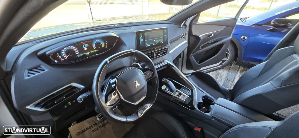 Peugeot 3008 1.6 Hybrid GT Pack e-EAT8 - 12