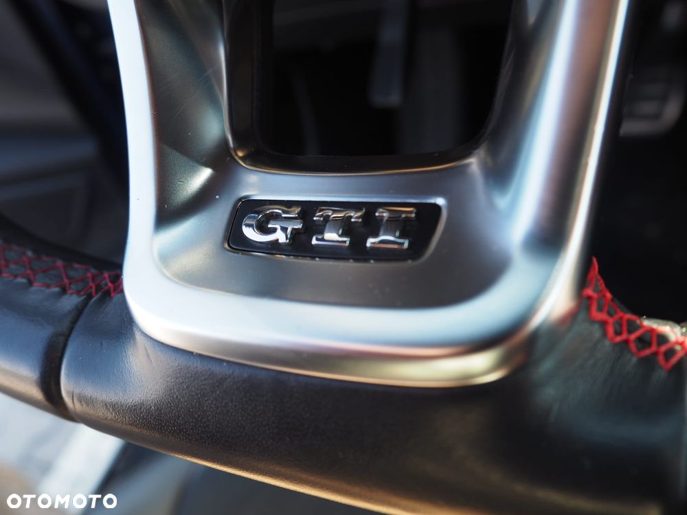Volkswagen Polo 2.0 TSI OPF DSG GTI - 27