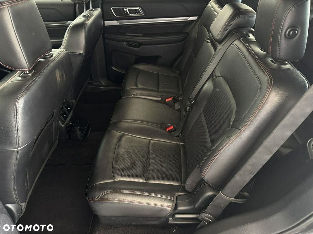 Ford Explorer - 20