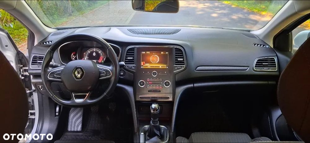 Renault Megane 1.5 Blue dCi Zen - 9