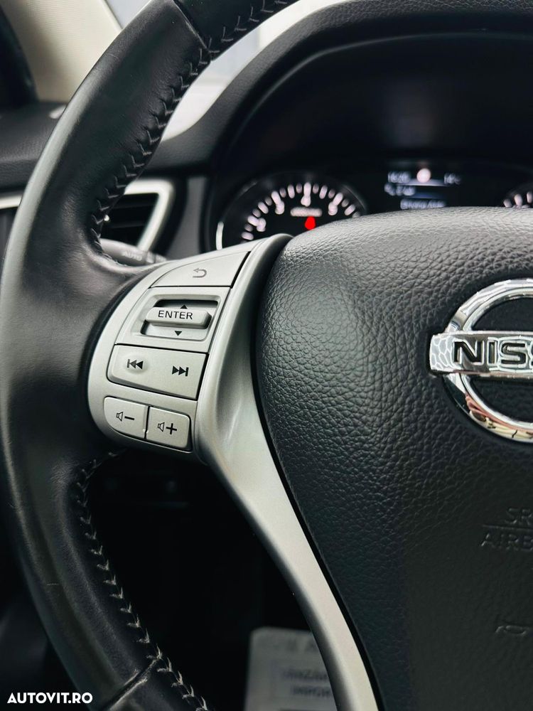 Nissan Qashqai 1.2 DIG-T TEKNA - 29