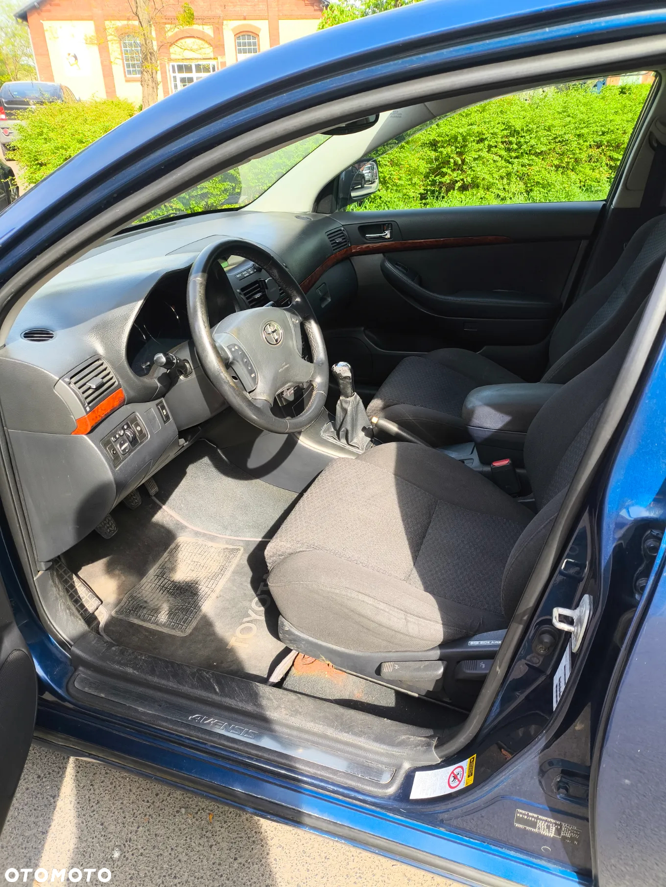 Toyota Avensis - 5